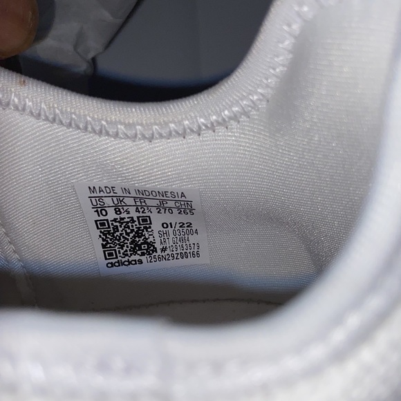 adidas Originals Women's NMD_r1's sneaker - Picture 11 of 12